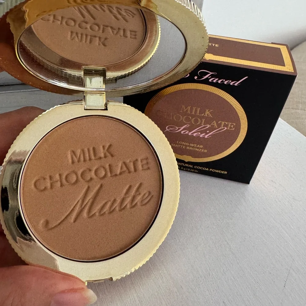 Too Faced Milk Chocolate Matte Bronzer - Warm Tan Brown